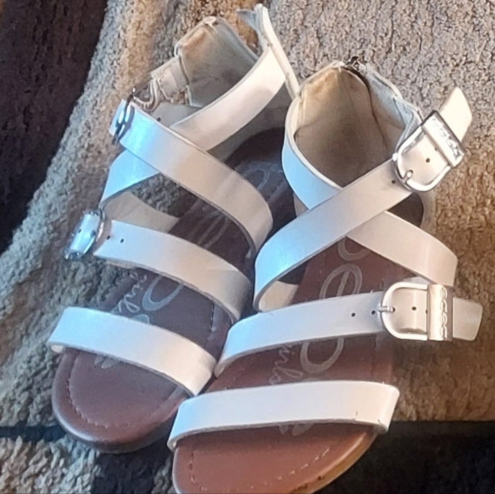 Bebe sandals